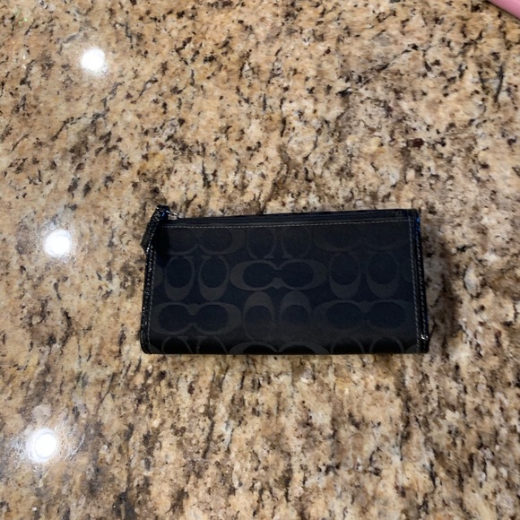Coach wallet - Picture 2 of 4